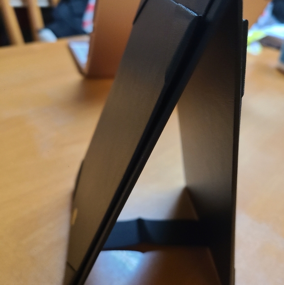 Set of 10 Leather Table Tent/Menu Holder 4x6 - Picture 2 of 3